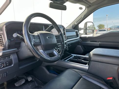 Used 2024 Ford F250 Lariat w/ Sport Appearance Package AWD/4WD image 15