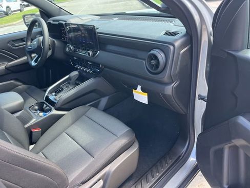 New 2026 Chevrolet Colorado W/T w/ Advanced Trailering Package RWD image 32