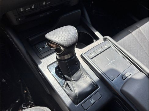 Used 2019 Lexus ES 350 F Sport w/ Accessory Package 2 FWD image 38