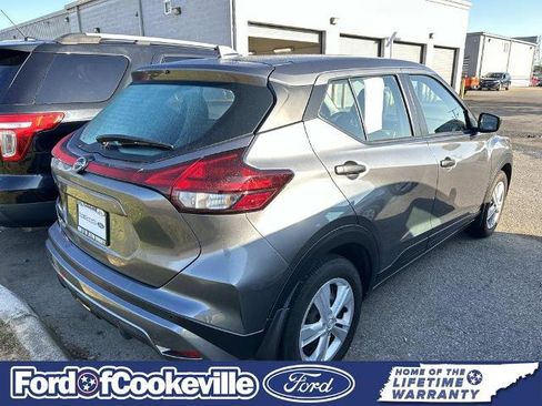 Used 2024 Nissan Kicks S FWD image 3