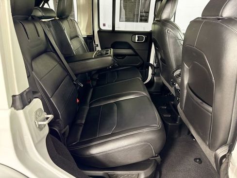 Used 2022 Jeep Wrangler Unlimited Sahara w/ Cold Weather Group image 37