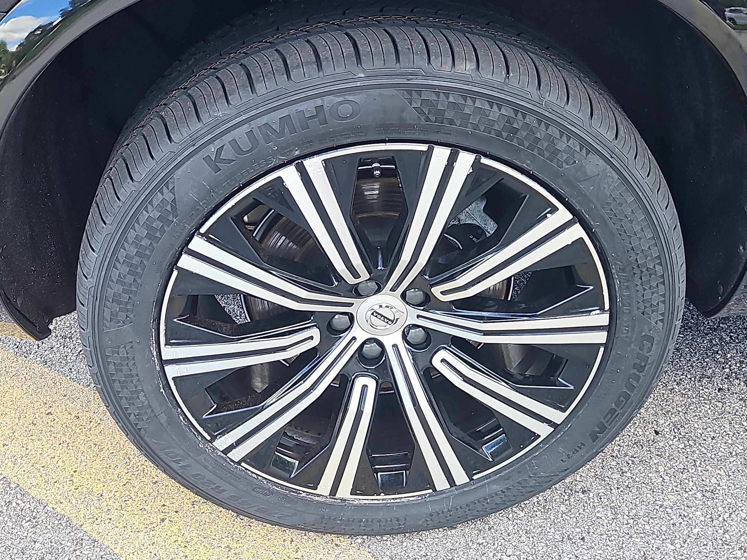 Used 2024 Volvo XC90 B6 Plus w/ Protection Package Premier AWD/4WD image 30