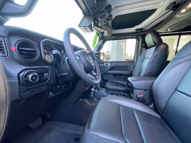 Used 2024 Jeep Wrangler Unlimited Rubicon AWD/4WD image 11