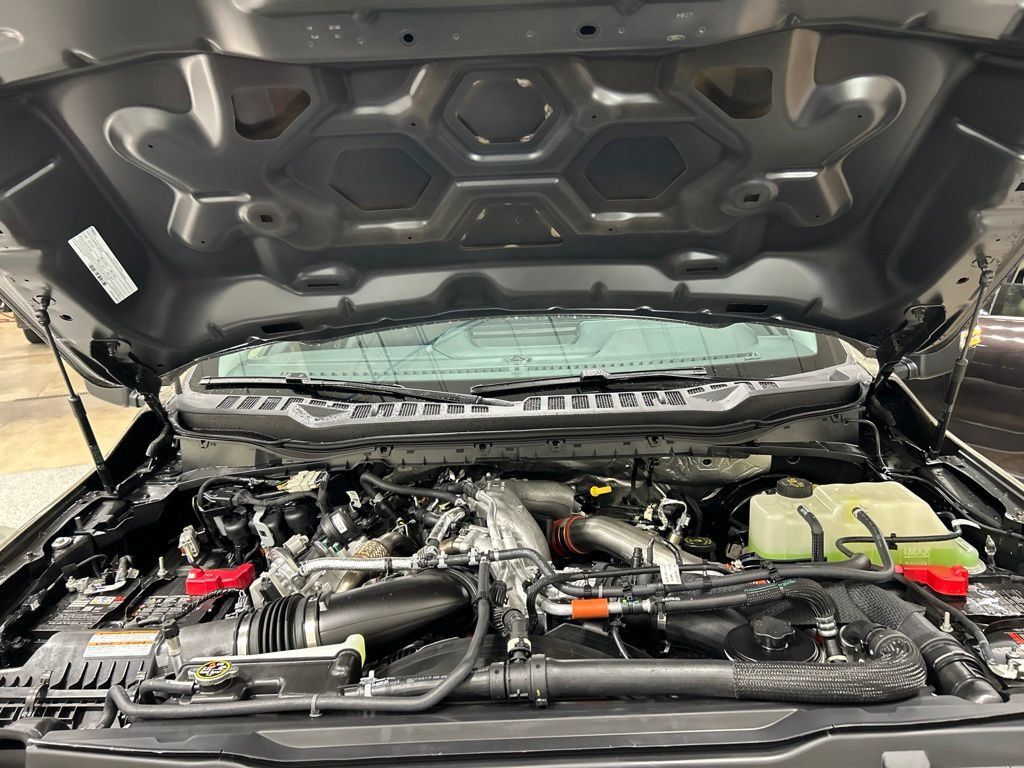 New 2027 Ford F250 Lariat w/ Lariat Premium Package AWD/4WD image 35