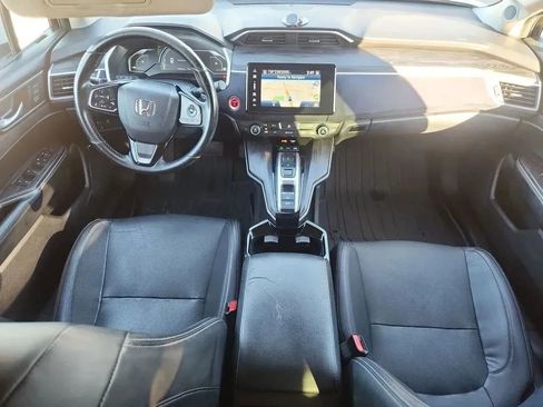 Used 2018 Honda Clarity Touring image 12