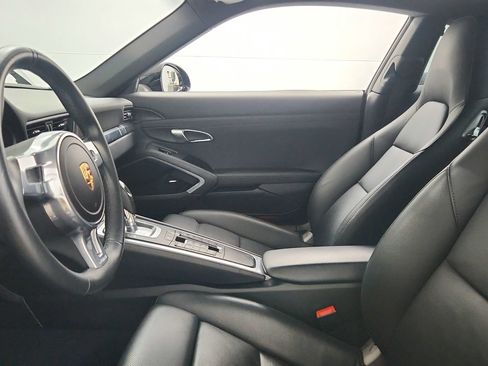 Used 2014 Porsche 911 Carrera image 17