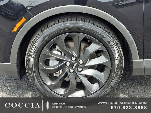 Certified 2022 Lincoln Nautilus Reserve AWD/4WD image 8