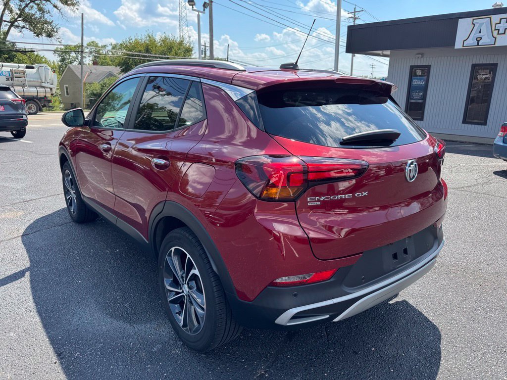 Used 2021 Buick Encore GX Select w/ Advanced Technology Package AWD/4WD image 8