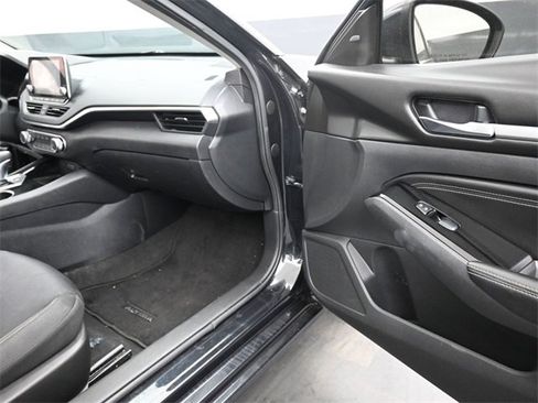 Used 2021 Nissan Altima 2.5 SV image 24