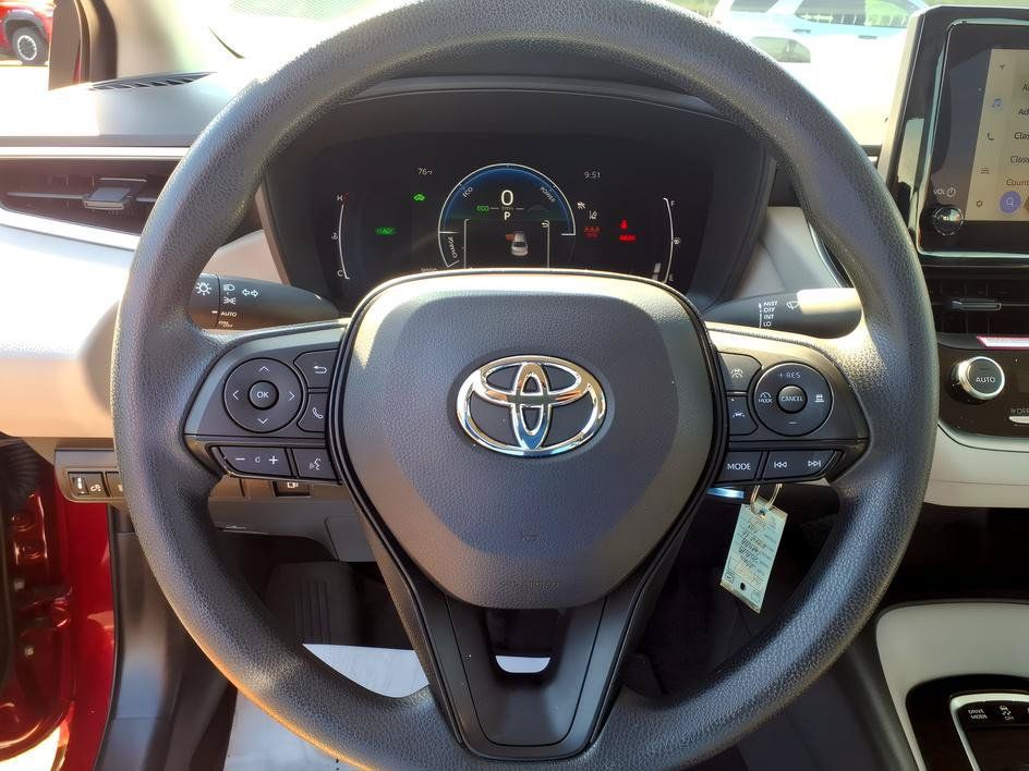 Certified 2026 Toyota Corolla LE FWD image 20
