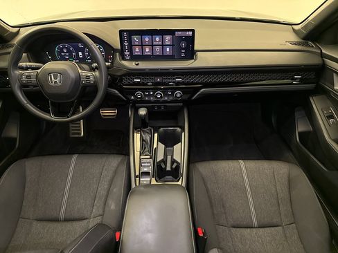 Used 2023 Honda Accord Sport image 13