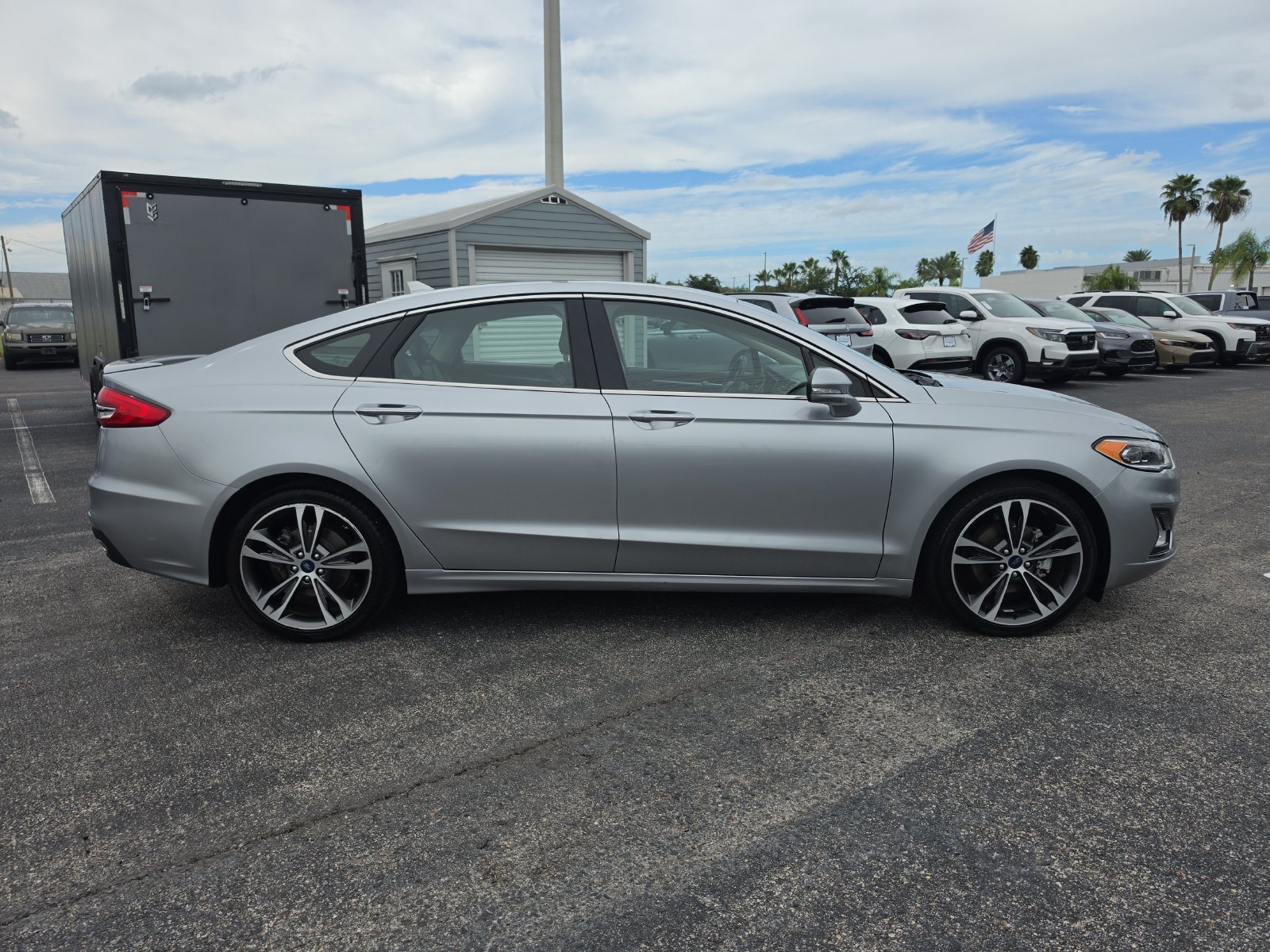 Used 2020 Ford Fusion Titanium AWD/4WD image 3