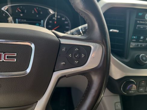 Used 2019 GMC Acadia SLT FWD image 15