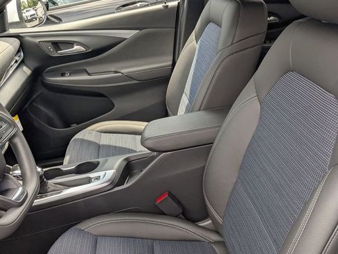 New 2025 Buick Envista Preferred image 12