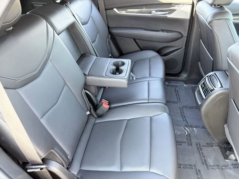 Certified 2023 Cadillac XT5 Sportv w/ Technology Package image 14