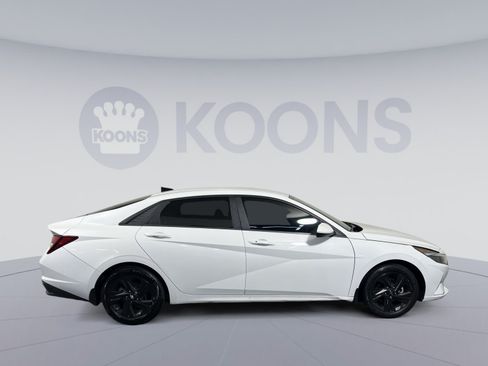 Used 2023 Hyundai Elantra SEL FWD image 12
