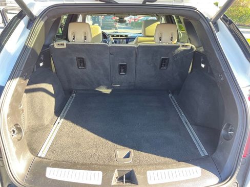 Used 2017 Cadillac XT5 Premium Luxury image 25