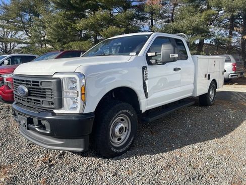 Used 2023 Ford F250 XL w/ XL Off-Road Package image 3