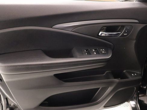 Used 2022 Honda Pilot EX-L image 17