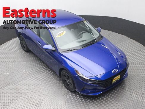 Used 2022 Hyundai Elantra Blue w/ Cargo Package FWD image 3
