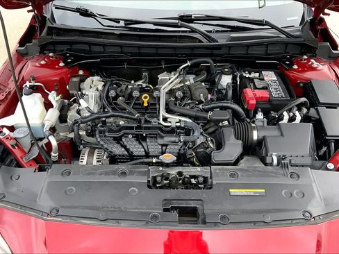 Used 2024 Nissan Altima 2.5 SR FWD image 29