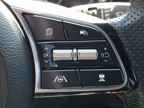 Used 2023 Kia Forte GT-Line w/ GT-Line Premium Package image 24