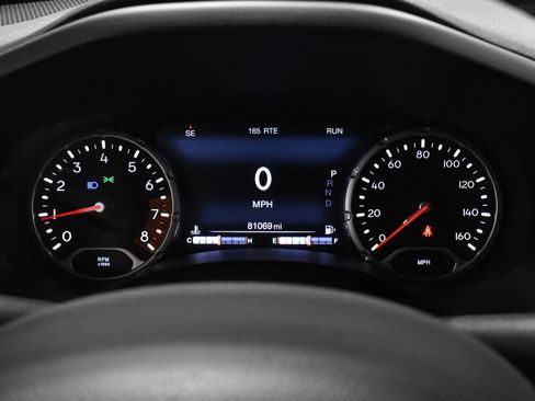 Used 2021 Jeep Renegade Latitude AWD/4WD image 23