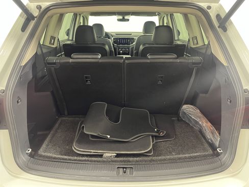 Used 2023 Volkswagen Atlas SE image 28