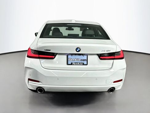 Used 2024 BMW 330i xDrive Sedan w/ Premium Package AWD/4WD image 7