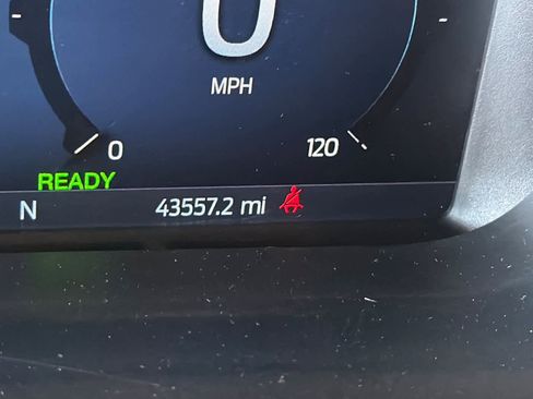 Used 2024 Ford F150 XLT w/ Mobile Office Package image 26