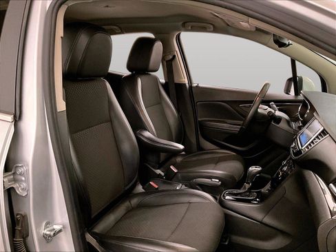 Used 2021 Buick Encore Preferred w/ Safety Package AWD/4WD image 7