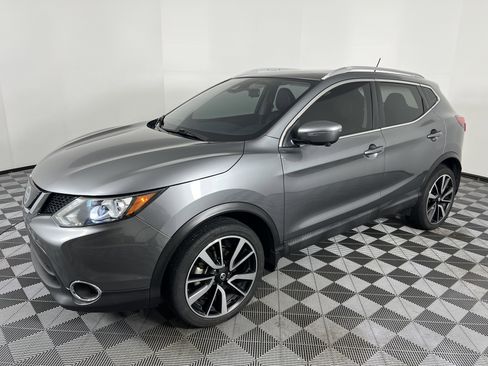 Used 2018 Nissan Rogue Sport SL w/ SL Premium Package image 8