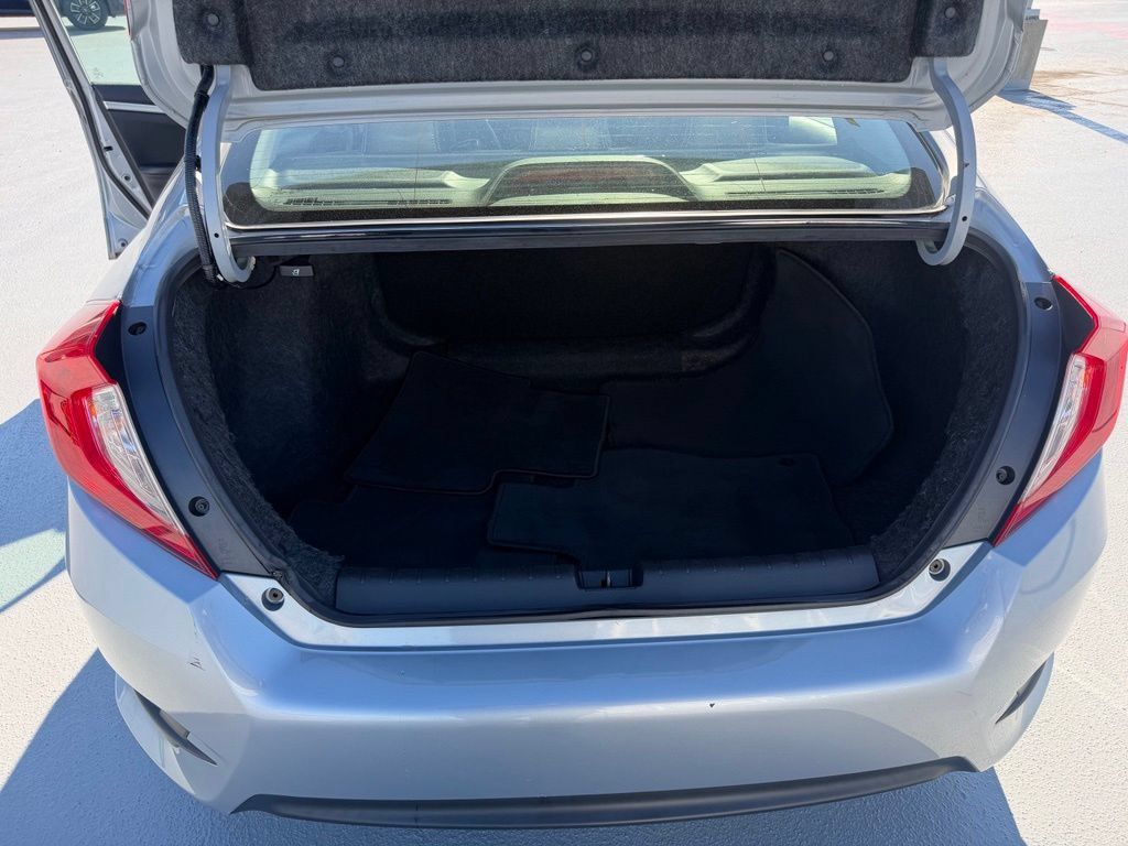 Used 2018 Honda Civic LX image 9