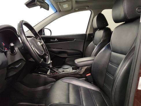 Used 2020 Kia Sorento EX FWD image 17