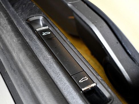 Used 2014 Porsche Boxster image 41