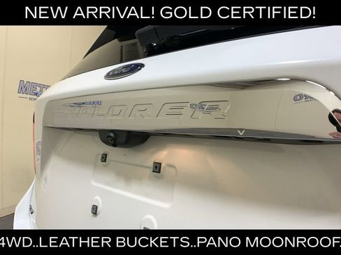 Used 2022 Ford Explorer XLT w/ Equipment Group 202A AWD/4WD image 18