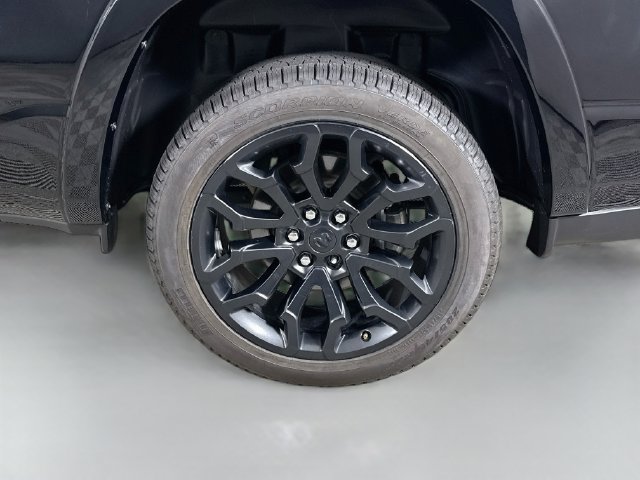 Used 2025 RAM 1500 Limited AWD/4WD image 31