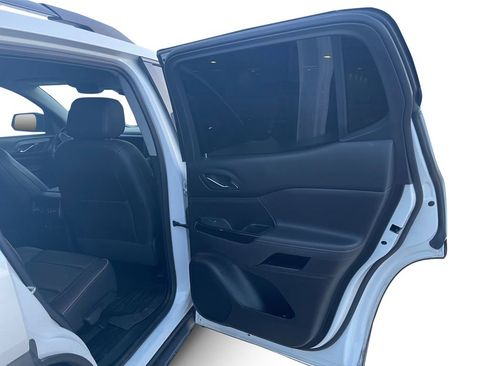 Used 2023 GMC Acadia AT4 w/ Technology Package image 25