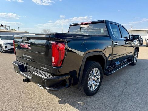 Used 2022 GMC Sierra 1500 Denali image 4