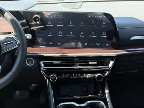 Used 2026 Chevrolet Traverse LT image 31