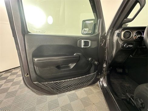 Certified 2020 Jeep Wrangler Sport image 11