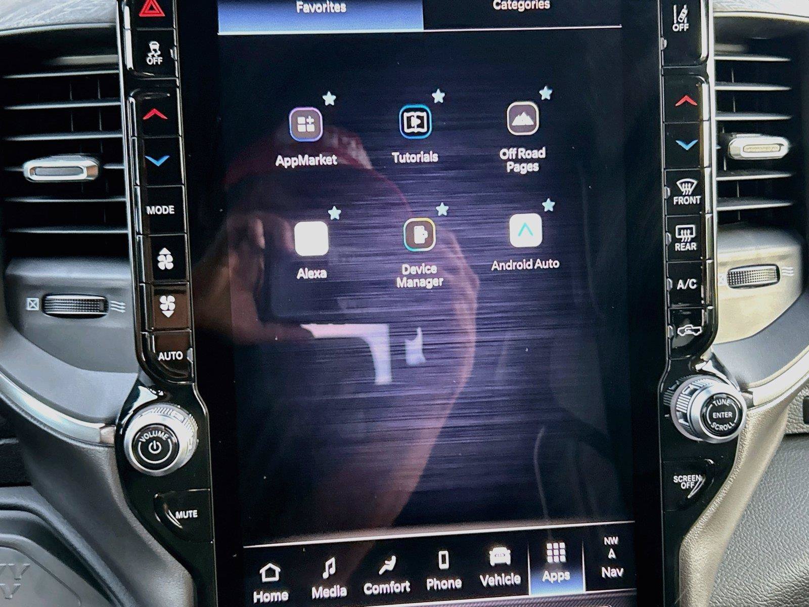 New 2027 RAM 2500 Laramie AWD/4WD image 29