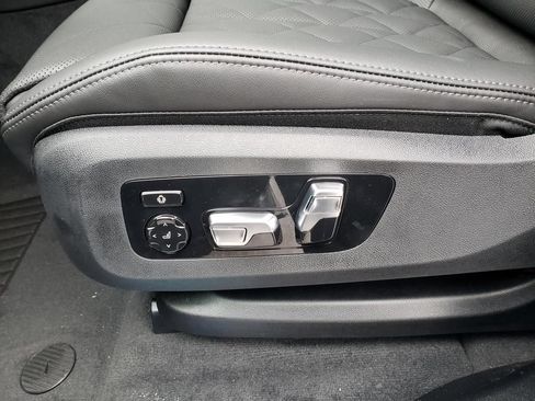 Used 2026 BMW X5 xDrive40i w/ Climate Comfort Package AWD/4WD image 21