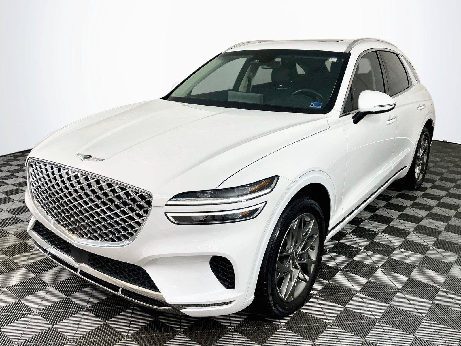 Used 2023 Genesis GV70 2.5T w/ Select Package AWD/4WD image 3