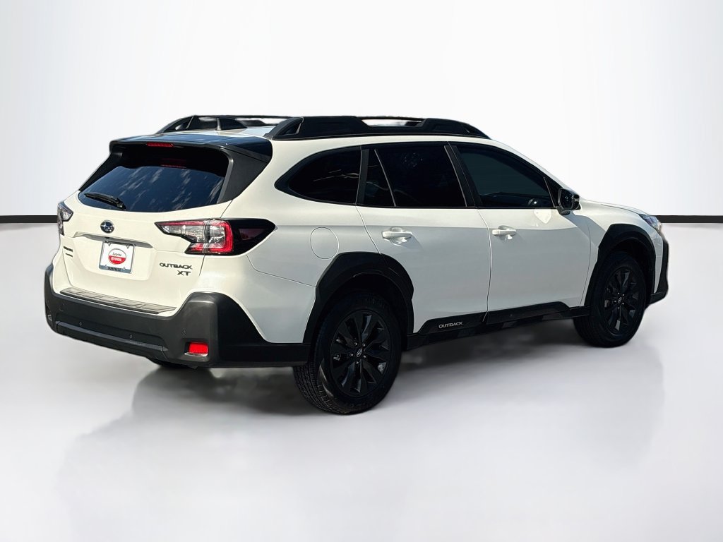 Used 2025 Subaru Outback Onyx Edition XT AWD/4WD image 5