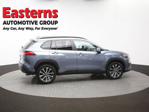 Used 2022 Toyota Corolla Cross XLE w/ Convenience Package AWD/4WD image 44
