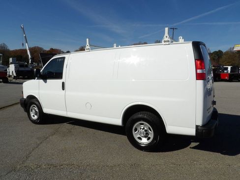 Used 2020 Chevrolet Express 2500 w/ Safety Package image 4