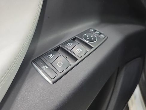 Used 2018 Tesla Model X P100D image 26