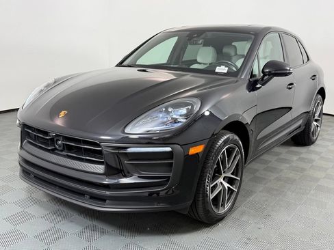 Certified 2025 Porsche Macan w/ Premium Package Plus AWD/4WD image 1