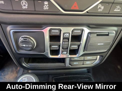 Used 2025 Jeep Wrangler Sahara w/ Safety Group image 23